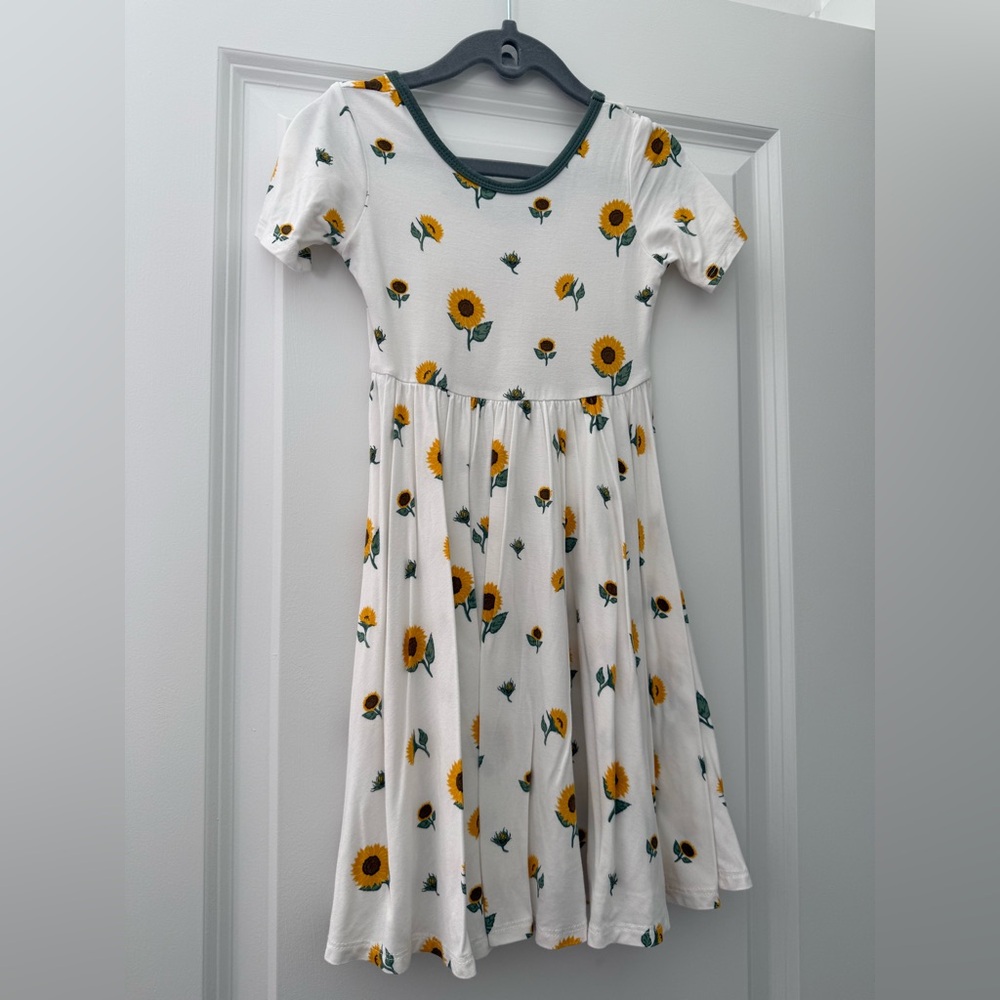 Kyte Baby size 4T Sunflower Twirl Dress